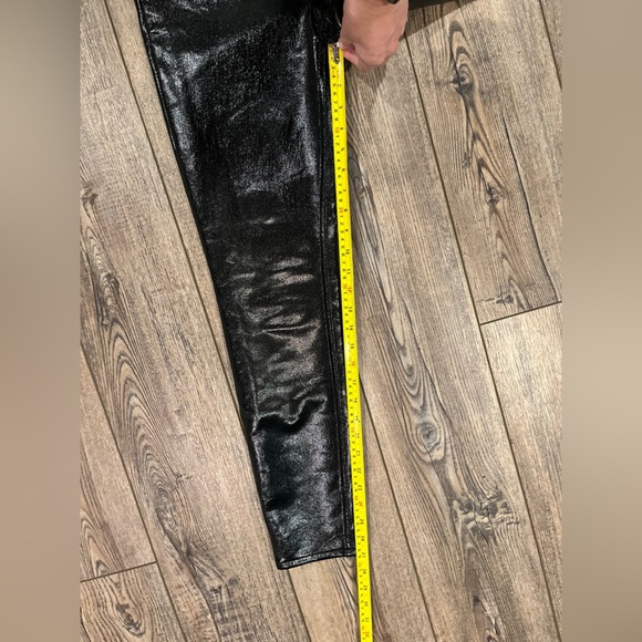 We The Free by Free People Black Metallic Coated Skinny Jeans - Size 28 - Picture 11 of 12